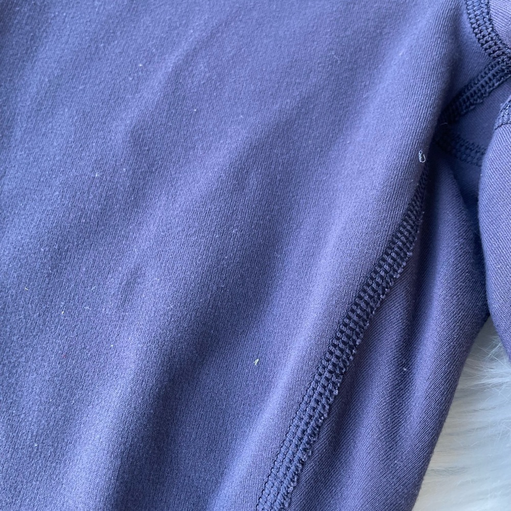 Lululemon Leggings - size 2 - Navy Blue - Picture 3 of 6